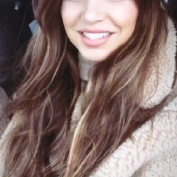 Sherpa Coat - Picture 5 of 9